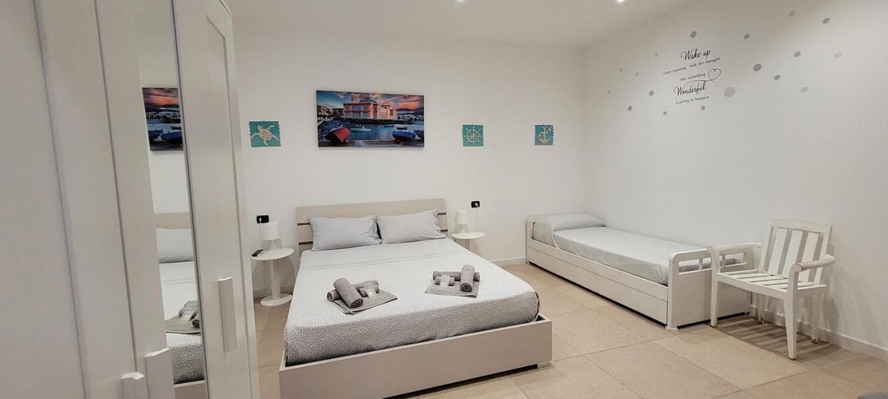 House Del Levante Locazione Turistica バーリ エクステリア 写真