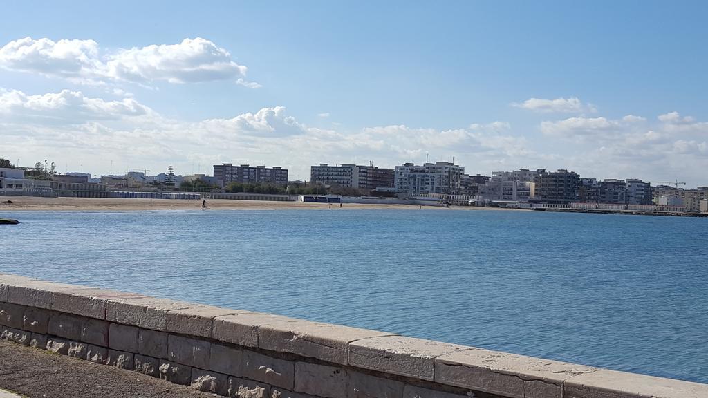 House Del Levante Locazione Turistica バーリ エクステリア 写真